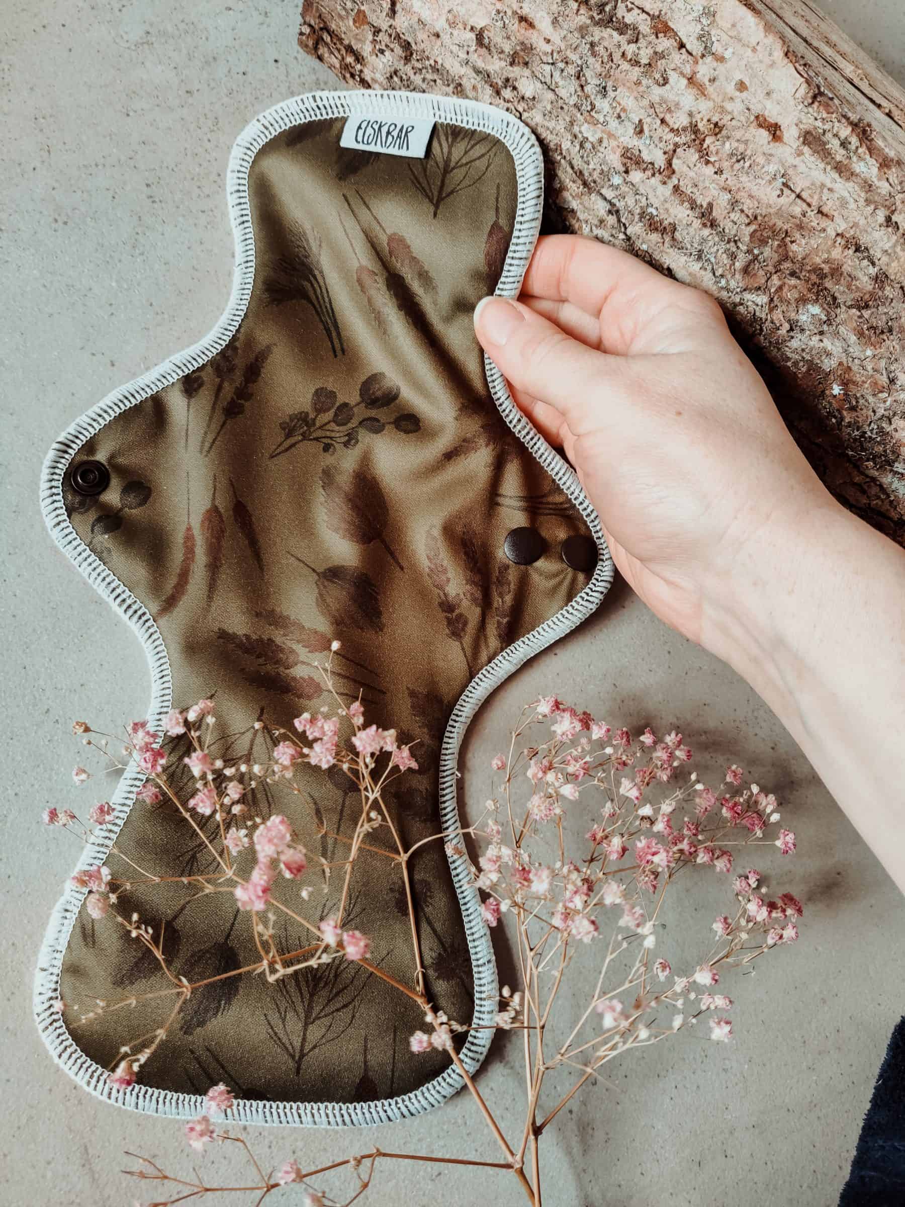 Cloth pad for postpartum