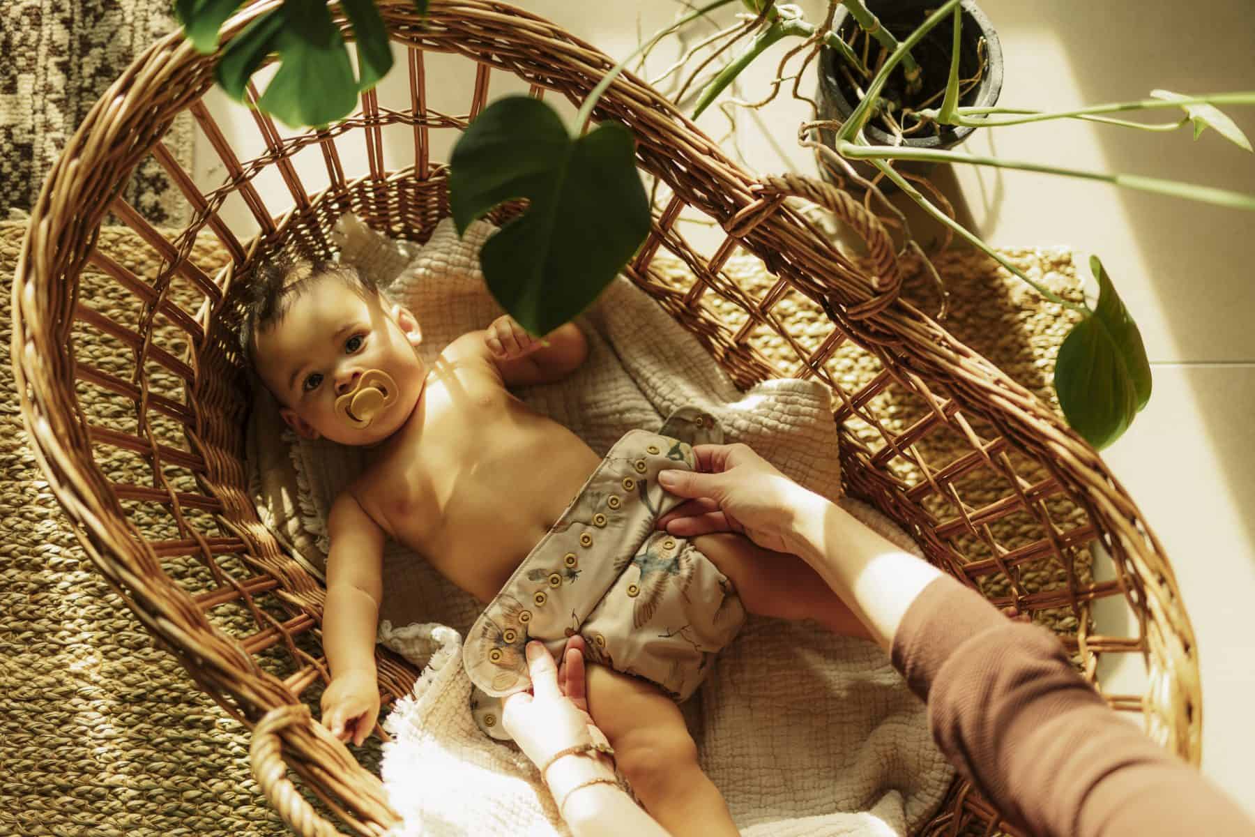 moderne stofble gives på baby